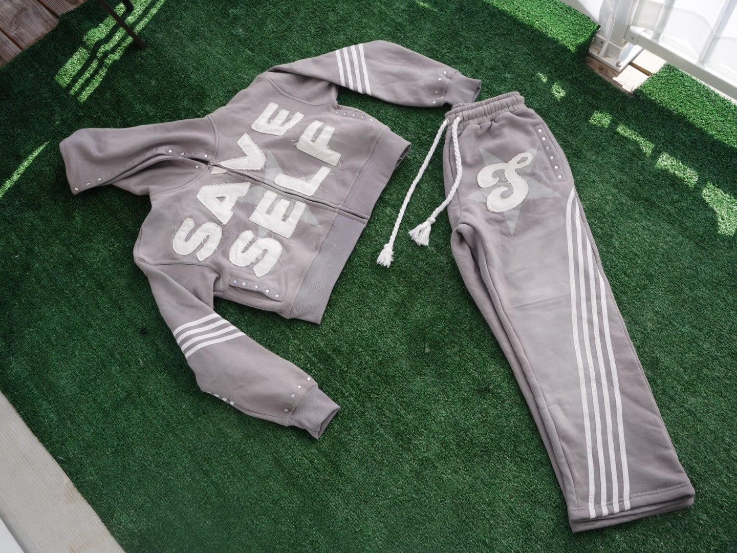 (Pre-order) Save Self Cropped Hoodie Set Pink